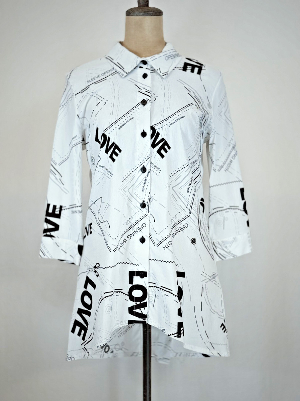 NWT Sassy #13453 White & Black Pattern High-Low Hem Tunic Womens XS #0217